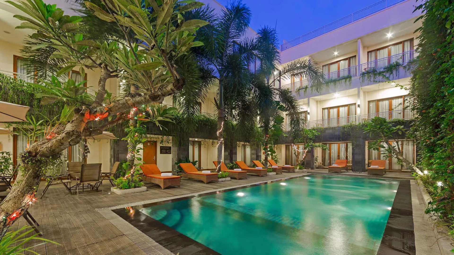 Zen Rooms Kuta Tuban Suites Indonesien