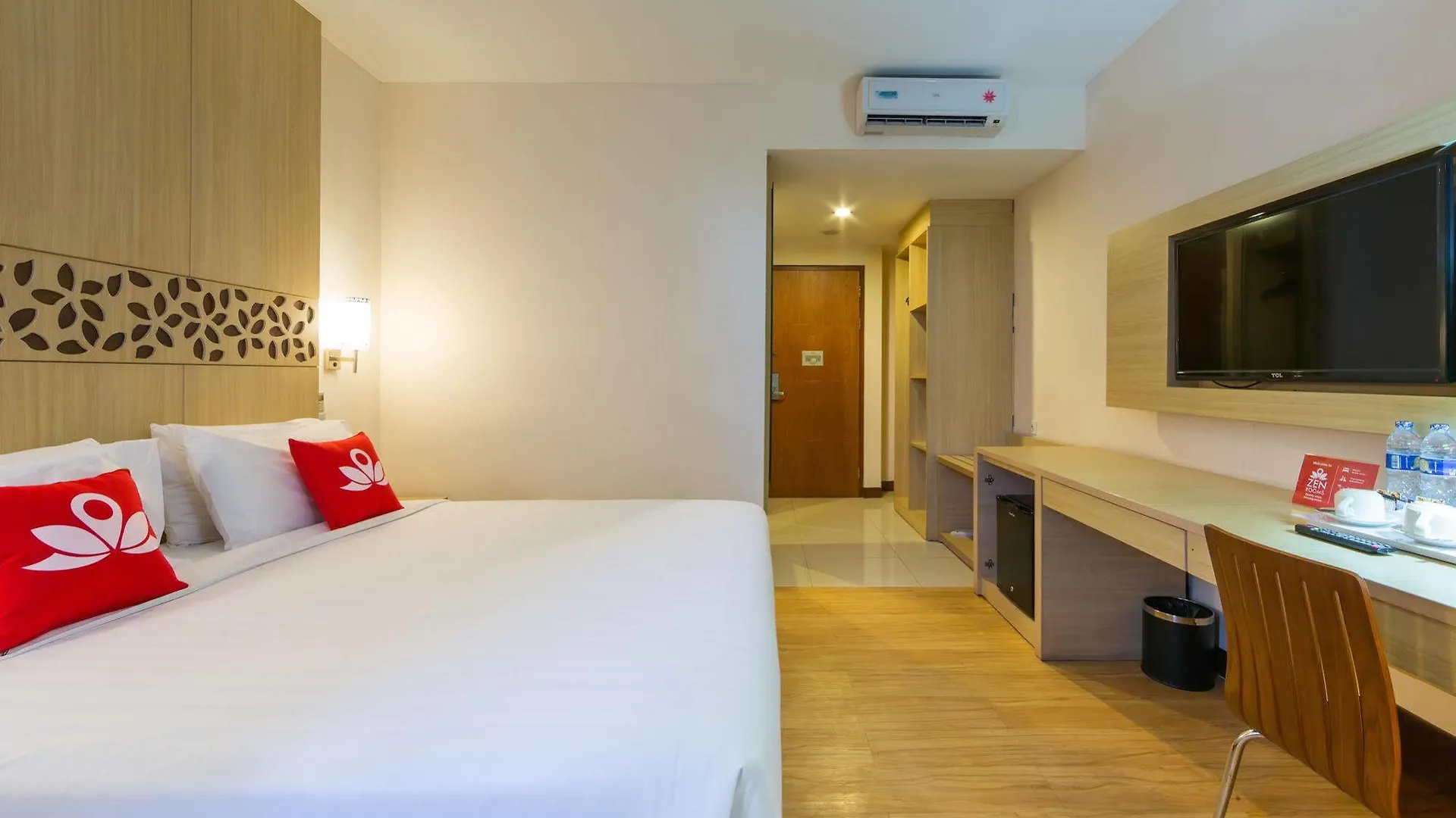 Zen Rooms Kuta Tuban Suites
