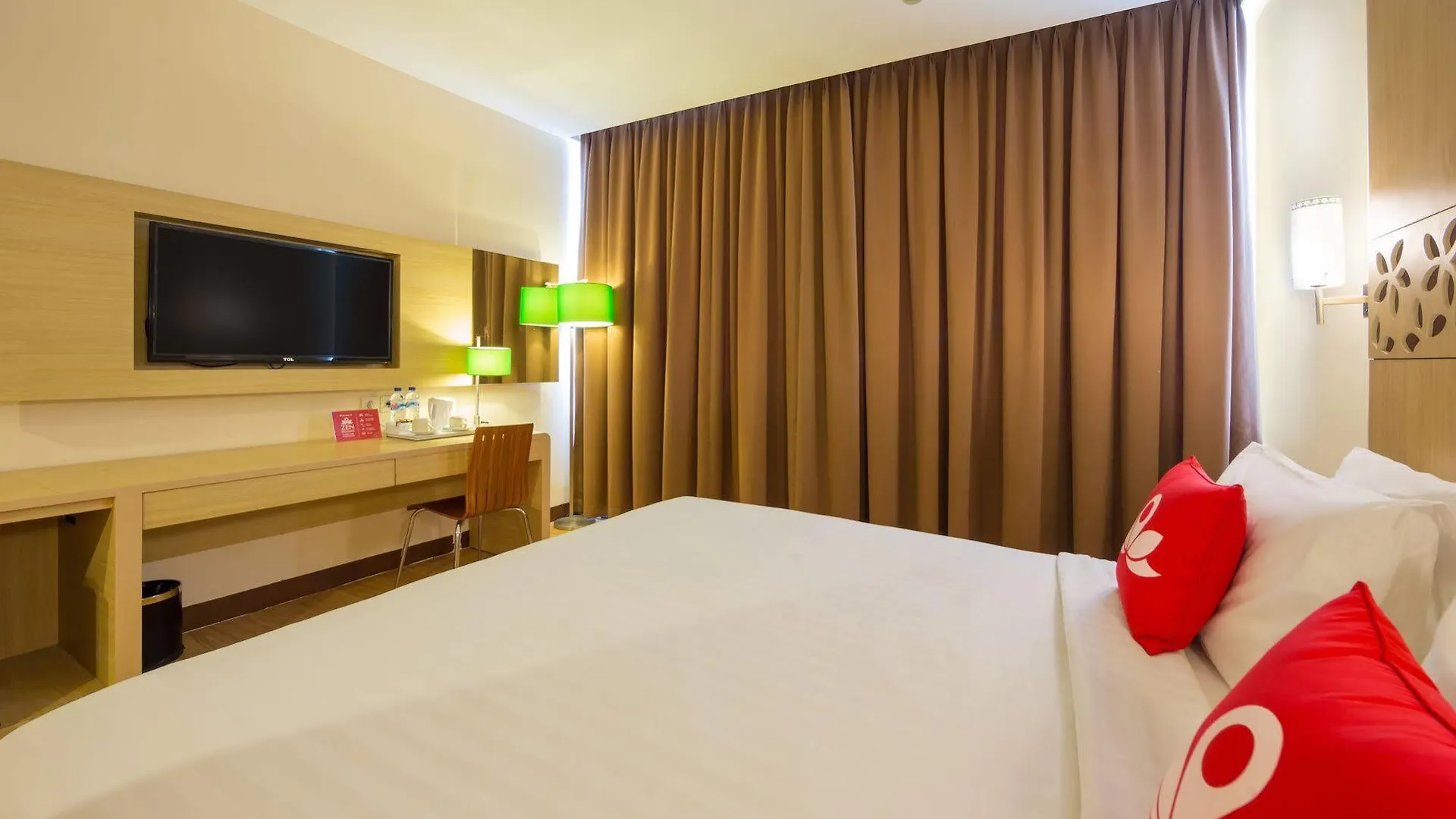 Zen Rooms Kuta Tuban Suites 3*,  Indonesien